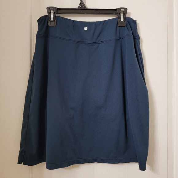 Willit SIze XL Navy Blue Golf, Tennis, Pickleball Skort, Gently Used Condition - Picture 3 of 11